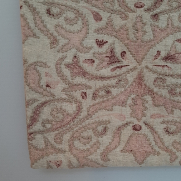 Pottery Barn Reilley 22" Embroidered Linen Cotton Pillow Cover Mauve